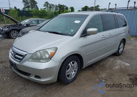 2005 Honda Odyssey Ex-L from USA, damaged, VIN 5FNRL38705B095895